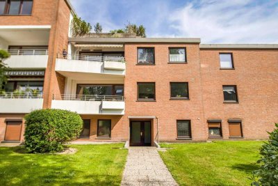 Bremen-Horn-Lehe: Gut aufgeteilte 4-5 Zimmer-Wohnung mit Terrasse und Tiefgaragenstellplatz