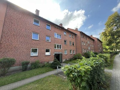 Große 4 Zimmer-Wohnung mit Balkon