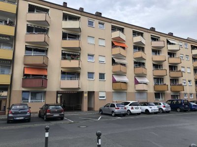 Helle 1-Zimmer-Wohnung mit Balkon und Einbauküche in ruhiger Lage Nbg. Eberhardshof
