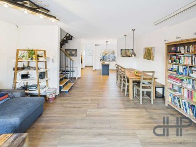 Modernes Reihenhaus: Raumwunder in zentraler und ruhiger Lage