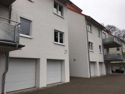 Blick über das Ruhrtal, helle Wohnung mit Balkon
