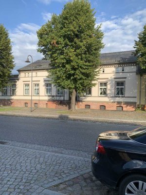 Wohn- und Geschäftsräume 6,5 Zimmer