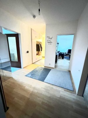Großzügige 4-Zimmerwohnung mit Balkon in ruhiger Lage von Lemmie!