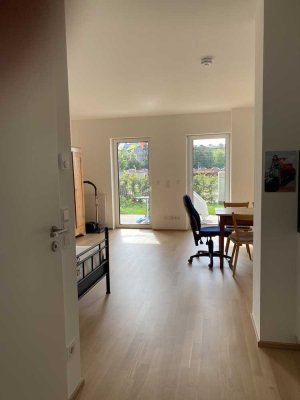 1-Raum-EG-Wohnung mit Garten nahe Augsburg Hbf