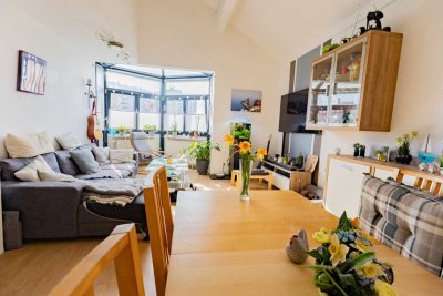 Exklusive 3-Zimmer-Wohnung mit Balkon – Leben auf zwei Etagen