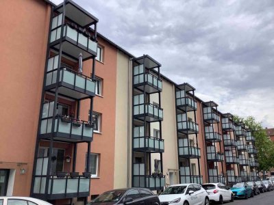 Attraktive, renovierte 3-Zimmer-Wohnung (ca. 61,5 m²) mit Einbauküche und Balkon