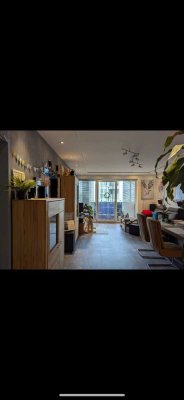 Attraktive 3-Zimmer-Wohnung mit Balkon und EBK in Mönchengladbach