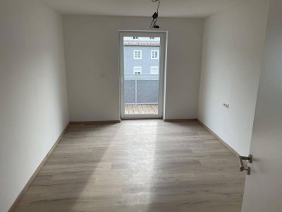 Kernsarnierte helle Wohnung 44m2