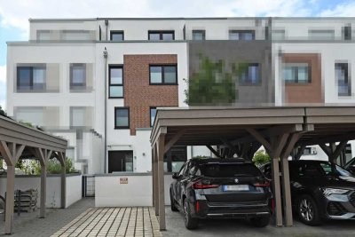 Best of Townhouse :) Exklusiv ausgestattetes Familien-Zuhause mit Garten, Carport & Stellplatz