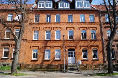 Schöne 2 Raum Wohnung im Erdgeschoss mit Terrasse