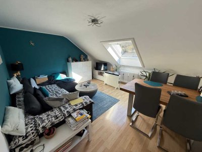 + Schöne 3-Zi.-DG-Whg. in S-Rohracker * EBK * Tageslicht-Bad * PKW-Stellplatz * gute Ausstattung +