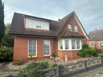 *Familienidylle pur – geräumiges Einfamilienhaus mit vielseitiger Raumaufteilung*