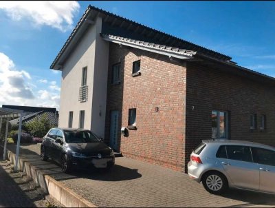 Preiswerte 3,5-Zimmer-Doppelhaushälfte mit EBK in Wolfsburg Ehmen Kerksiek