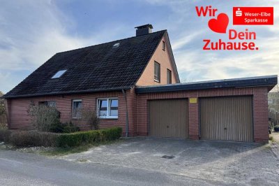Geräumiges Einfamilienhaus mit Doppelgarage