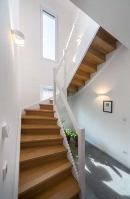 EIN DESIGNHAUS, SO VIELSEITIG WIE DU SELBST