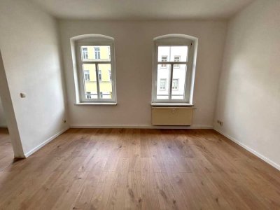 attraktive 3-Raum Wohnung ***TOP*** mit Balkon; frisch saniert in beste Lage
