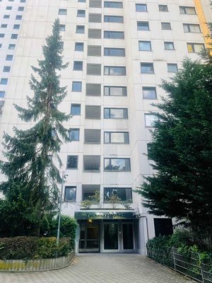 Helle große Wohnung mit gr. Balkon in Frankfurt Süd - Für Anleger oder Selbstnutzer perfekt geeignet