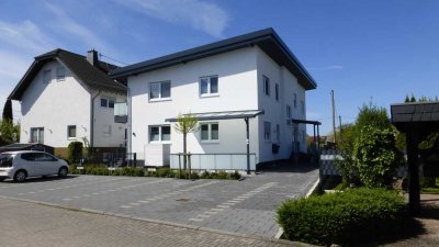 Exklusive 3-Raum-EG-Wohnung mit gehobener Innenausstattung und Terrasse in Asbach-Limbach