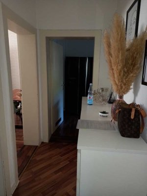 Helle 3 Zimmer Wohnung in zentraler Lage