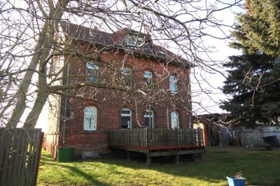 Dreifamilienhaus in 06369 Südliches Anhalt, OT Görzig, Station Weißandt-Gölzau