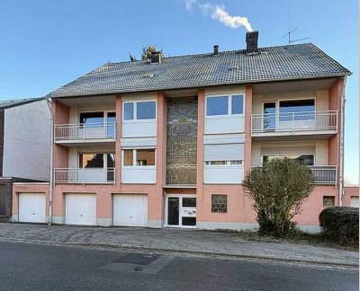 Erstbezug nach Sanierung: Attraktive 3-Zimmer-Erdgeschosswohnung | 2 Balkone | sehr großer Garten