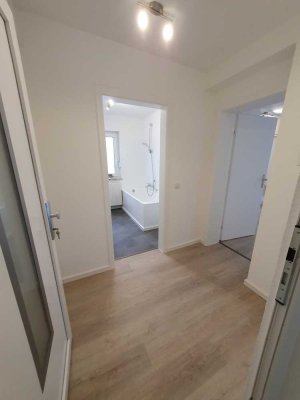 2 Zimmer-Wohnung inkl. EBK und Balkon