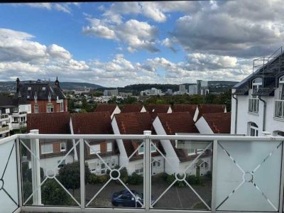 Dachgeschoss Altbau Maisonette-Whg. mit Balkon und Moselblick