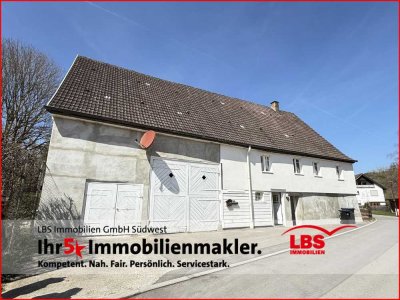 Charmantes, teilsaniertes Bauernhaus in idyllischer Randlage