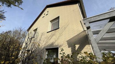 ### KLEINOD WARTET AUF IHREN TATENDRANG - EINFAMILIENHAUS, WALDRAND UND MIT ÜBER 650 QM GRUND ###