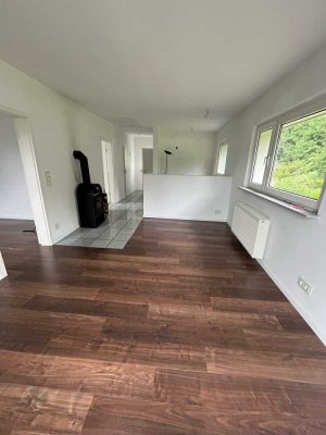 Freundliche 2,5-Zimmer-Wohnung mit Balkon in Wermelskirchen