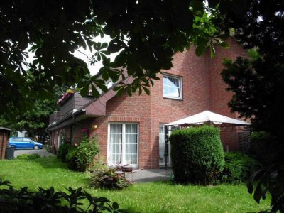 v. Privat  2-Zi. Whg., Balkon, Ausbaureserve/Dach, in Brinkum, Stuhr