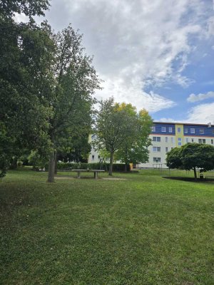 Provisionsfreie 2-Zimmer Wohnung mit Balkon in Zwickau-Eckersbacher Höhe