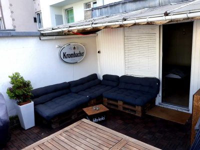 4-Zimmer-Wohnung im 2.OG mit Balkon und großer Dachterasse zum Hof in der Jahnstraße