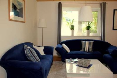 Helle 2-Zimmer-Wohnung - möbliert - im Grünen