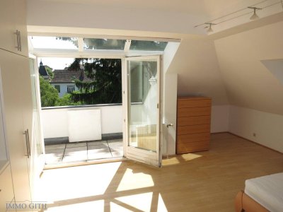 PROVISIONSFREI: PENTHOUSE MIT TERRASSE, LIFT UND KLIMA-ANLAGE IN HIETZINGER VILLA!