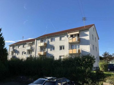 ruhige 3-Zimmer-Wohnung mit eigener Garage zu verkaufen