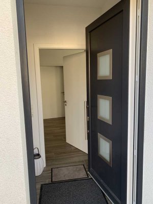 Exklusive Singlewohnung 46qm 2-Zimmer im KfW 40+ Haus mit eigenem Garten