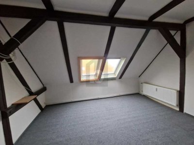 STARKE GEMEINSCHAFT AM WALDBAD