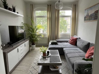 Modernes Wohnen im Altbau, 2,5-Zimmer-Wohnung mit Einbauküche, Rudolfplatz, Westl. Ringgebiet