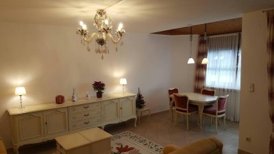 sonnige, ruhige und großzügige Wohnung