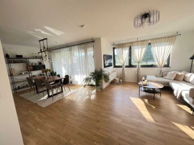 Helle 2-Zimmer-Wohnung mit EBK und Balkon: schöne 2-Zimmer-Wohnung in Heubach