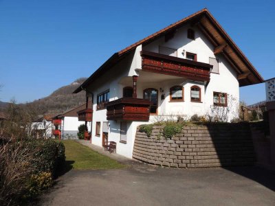 Möbelierte Wohnung mit 102 qm......... Wohnen auf Zeit........