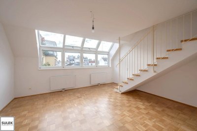 ** ab sofort; einzigartige 3 Zimmer Maisonette Dachgeschoss Wohnung // Nähe Johann-Nepomuk-Vogl-Platz // Währing **