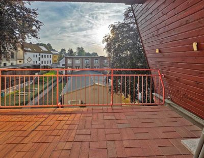 ***TOP - großzügie Eigentumswohnung in zentraler Lage von Schönheide***