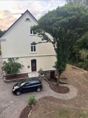 Einfamilienhaus mit Baupotenzial in Wiehl-Bielstein zu verkaufen