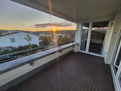Exklusive 4,5-Zimmer-Wohnung mit Balkon, Gartenmitbenutzung & gehobener Ausstattung