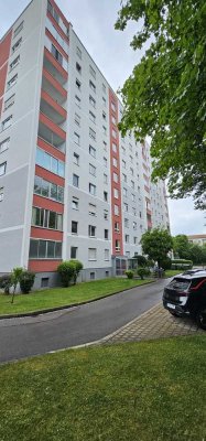 Großzügige 4-Zimmerwohnung mit Weitblick