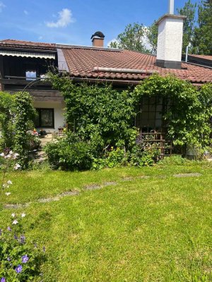 Charmante Doppelhaushälfte in Hausham, Ortsrandlage nahe Krankenhaus Agatharied