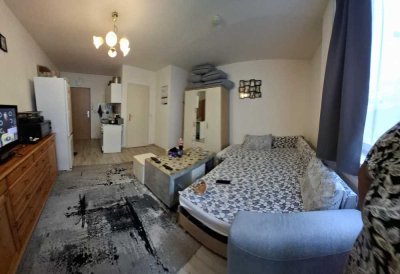 Gepflegte 1-Zimmer Wohnung im 1. OG in Offenbach Stadtmitte