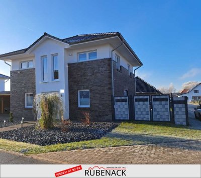 - Reserviert -Modernes, energieeffizientes Einfamilienhaus mit viel Platz - KFW 55 Standard -